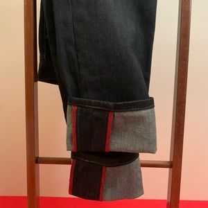 New / No Tag / Never Worn Of ..ELEMENT SLIM FIT DARK JEANS /Woman’s Sz: W29 /L32